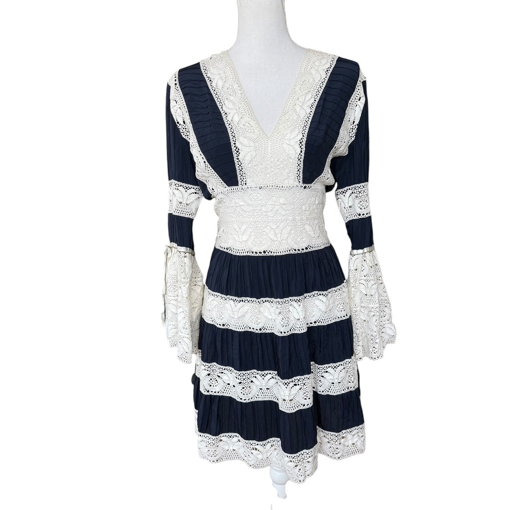 Meghan Fabulous‎ Navy Blue Silk Crochet Lace Mini Dress Bell Sleeve Boho Size 2
